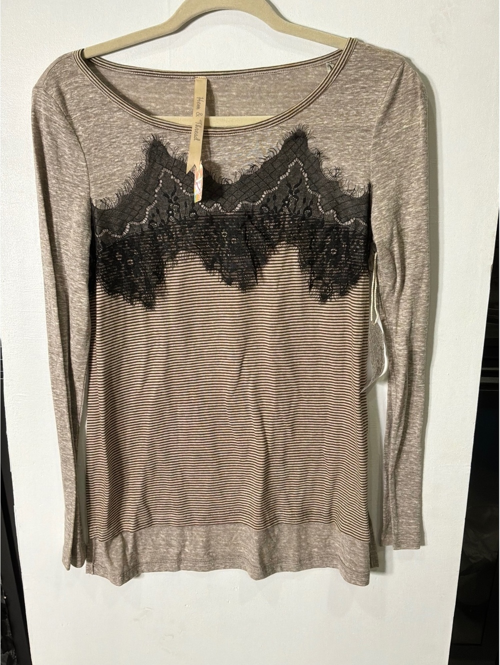 Heart Soul lace trim long sleeve top size S